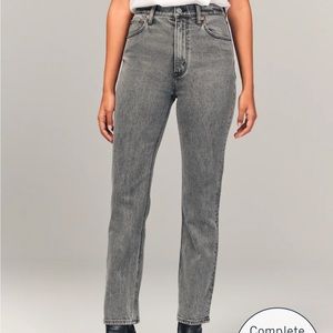 Abercrombie Ultra High Rise Straight Ankle Jeans 27S